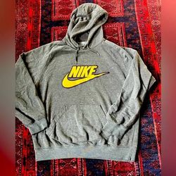 Sudadera con capucha Nike, Sudadera