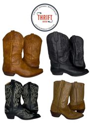 T1281 Cowboy boots 🥾