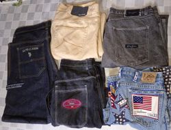 ROCAWEAR AND OTHER MIX BRANDS JEANS (ID 554)
