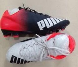 CR4679 VINTAG MIX BRANDED FOOTBALL SHOES