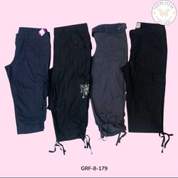 Y2K Blue & Black Cargo Capri – Retro 2000s Streetw..