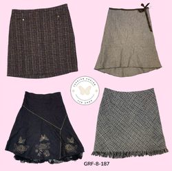 Vintage 2000s Wool Skirt – Y2K Aesthetic Essential..