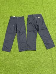 Pantalon noir Carhartt de style retravaillé