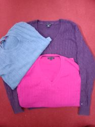 Women cable knit sweater