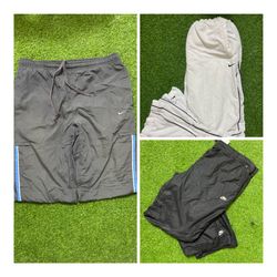 Nike Parachute/Nylon TrackPant