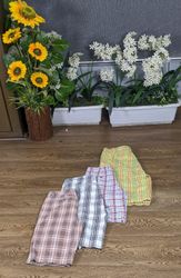 Fast berühmte Karo-Print-Shorts