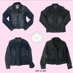 Y2K Classic Button-Up Denim Jacket – Vintage Essen..