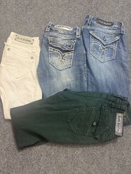 RT1112 Rock Revival Mix Jeans
