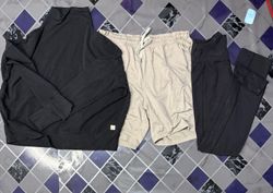 Vuori and Lululemon Mix