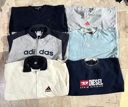 Ensemble de sweats vintage de différentes marques ..