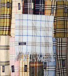 bufandas de Burberry