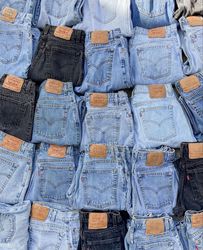 Levi’s Mix Code Paper Tag Jeans