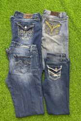 Y2K woman’s jeans