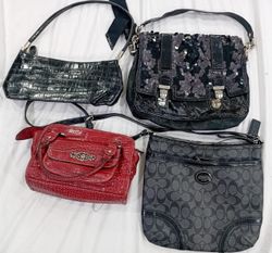 IQ0657 Iconic Y2K Carryalls Borsa