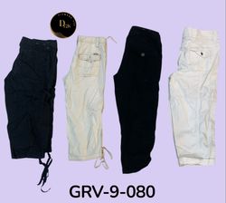 Y2K Black White Cargo Capri – Esencial de Estilo C..