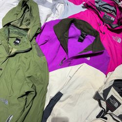 Vestes et coupe-vent TNF