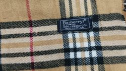 écharpe Burberry