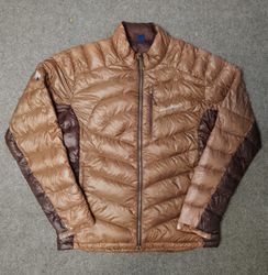 Jaqueta puffer Montbell