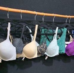 AV-OO32 Victoria's Secret Bra