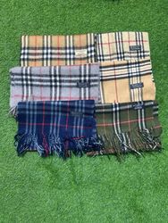 Écharpes Burberry de marque Y2K
