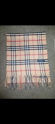 Vintage burberry beige scarf