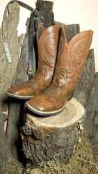 MV240# Bottes de cowboy au design classique.