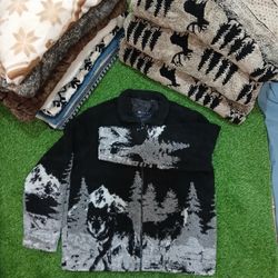 Wolf bedruckte Fleecejacke
