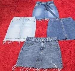 Y2k mid denim skirts