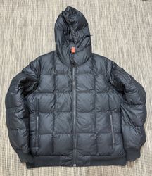 Nike puffer premium