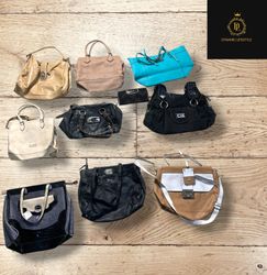 Des sacs Guess et coach