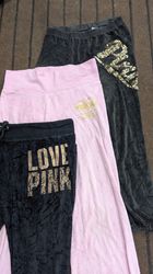 VS PINK VELOUR HOSEN. ECHT MIT ETIKETTEN
