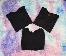 Famous black tees