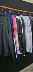 AV-0043 Under Armour Winter Tops
