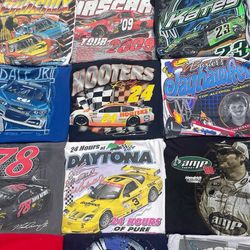 無地のプリントTシャツ