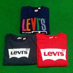 Levi's Sweatshirt