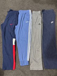 Nike/Addidas トラックパンツ