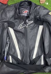 Vestes de moto en cuir 15 pièces