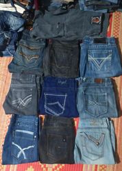 UNBRANDED JEANS TOTAL 13  PIECES (ID 32)