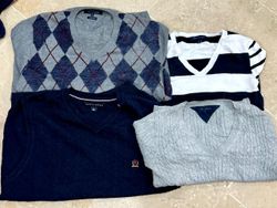 Tommy Hilfiger Pullover V-Ausschnitt 15 Stück