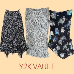 Daisy Daze Asymmetrical Skirt