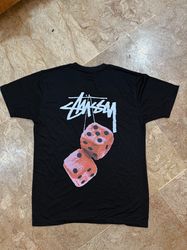 T-SHIRT STUSSY DICE FUZZY RETRAVAILLÉ