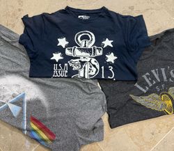 Unmarkierte T-Shirts