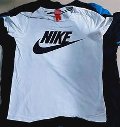 T-shirts Nike