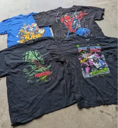 T-shirts imprimés nostalgiques