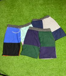 Pantalones cortos de sudadera Nike Rework