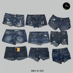 Y2K Classic Cut Denim Shorts – Dark Blue Edition (..