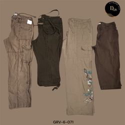 Y2K Cargo Capri Pants in Neutral Cream & Brown Sha..