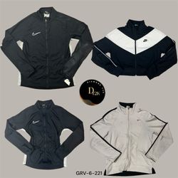 Vintage Nike Y2K Lite Zipper | Lightweight & Iconi..