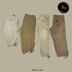 Y2K Cream Capri Cargos | Soft-Tone Streetwear Stap..