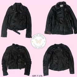 Fashion-Forward Black Leather Jacket with Dual Zip..